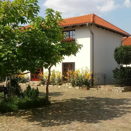 מלון דירות Za Murem פוזנן