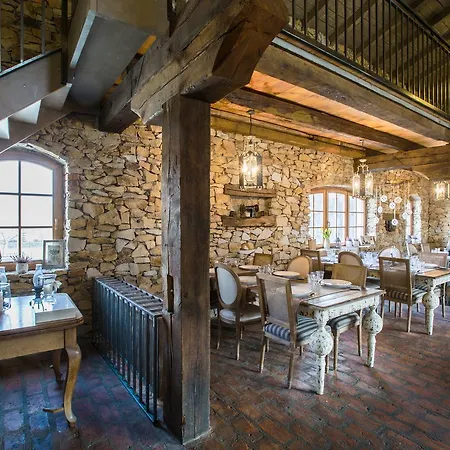 Apartahotel Za Murem Poznan