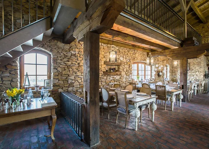 アパートホテル Za Murem ポズナン