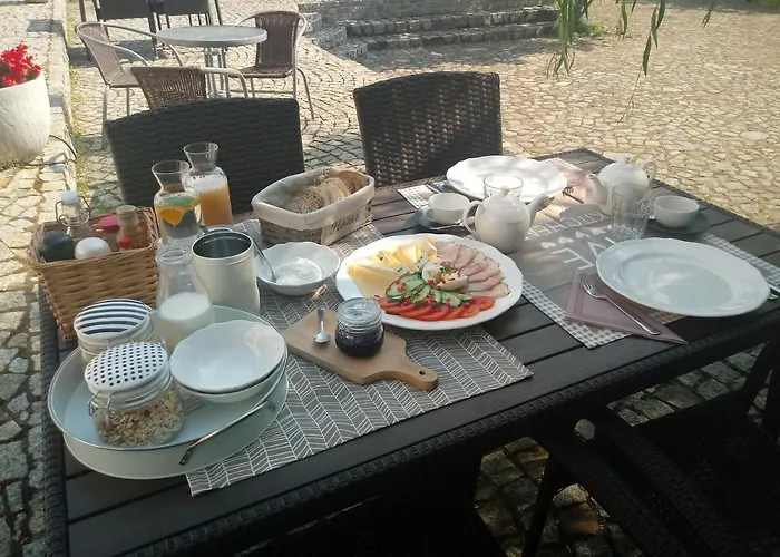 Za Murem 3* بوزنان